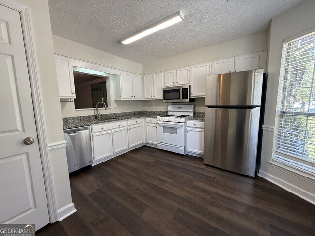 Foto del edificio - 2978 Lexington Trace Dr