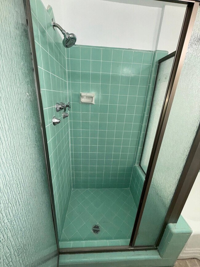 Foto del edificio - 1263 Hayworth Ave