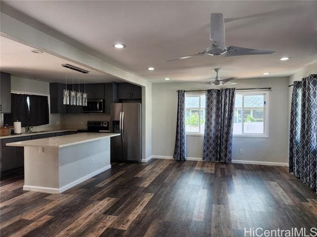 Building Photo - 823 Hookala St