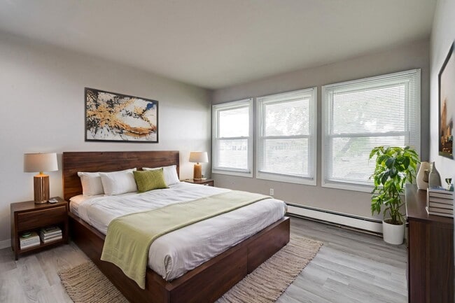 Interior Photo - Sullivan Ridge