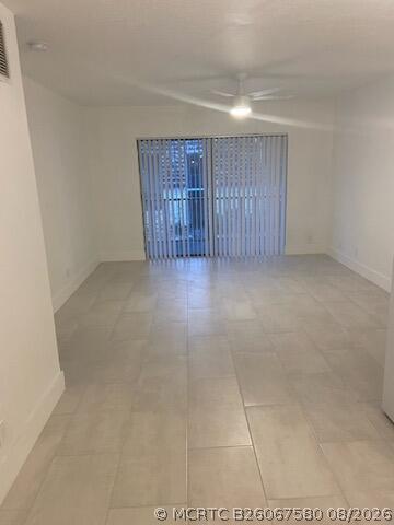 Building Photo - 3123 Oakland Shores Dr