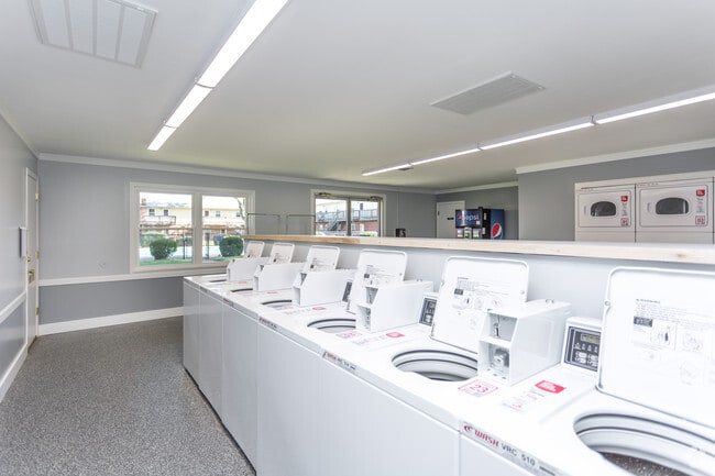 Laundry Facility - Winthrop Terrace - Findlay