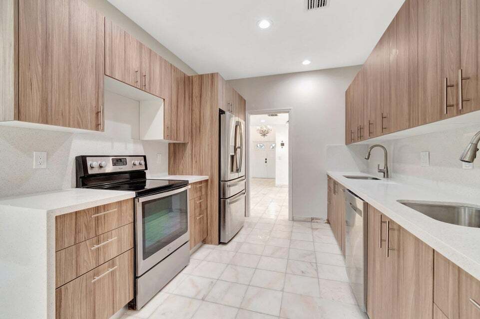Foto principal - 7810 Villa Nova Dr