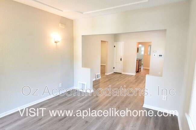 Foto del edificio - 1024 9th Ave