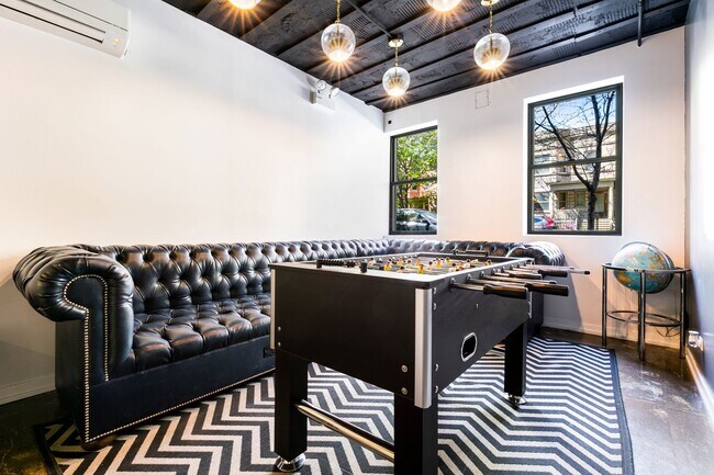 Foto del edificio - 4871 N Magnolia Ave
