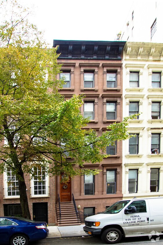 Foto del edificio - 51 E 67th St