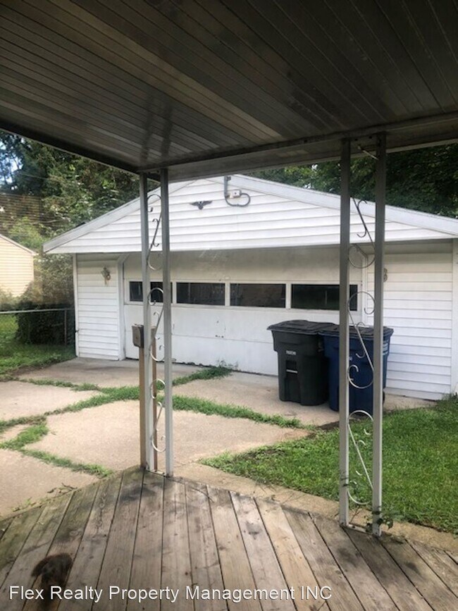 Building Photo - 3 br, 1 bath House - 5448 ARMADA