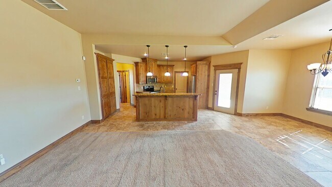 Building Photo - 7212 Stradford Ave