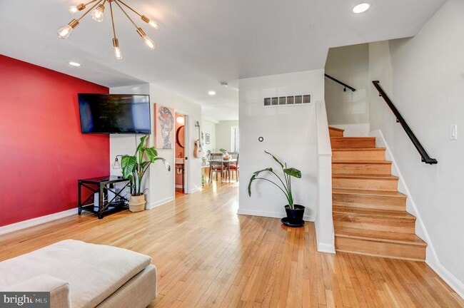 Foto del edificio - 1371 Adams St NE