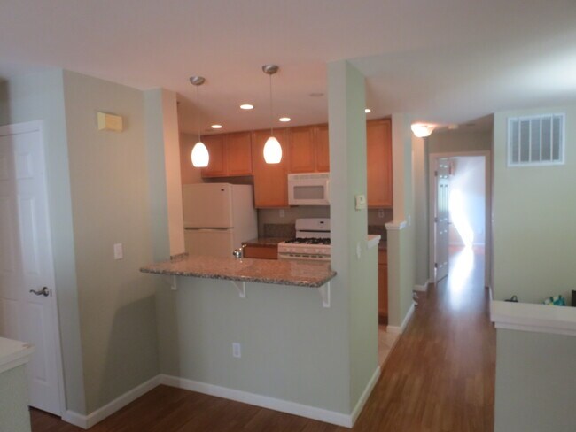 Foto del edificio - 604 Arcadia Ter