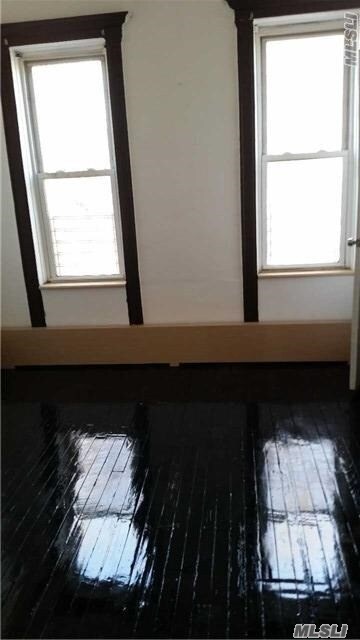 Foto del edificio - 1275 Park Pl
