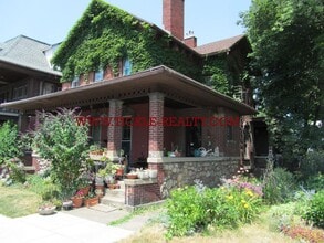 Building Photo - 72-76 Henrietta St