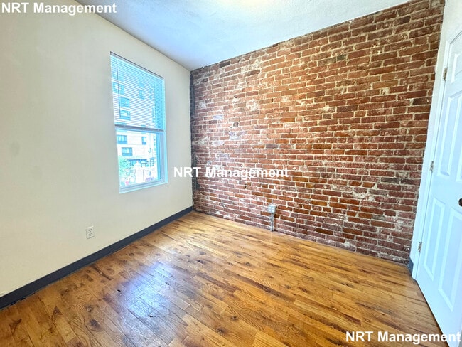 Building Photo - 840 Huntington Ave