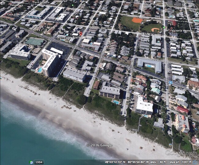 Foto del edificio - 409 Tyler Ave