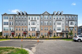 Building Photo - 705 Grove Edge Ln