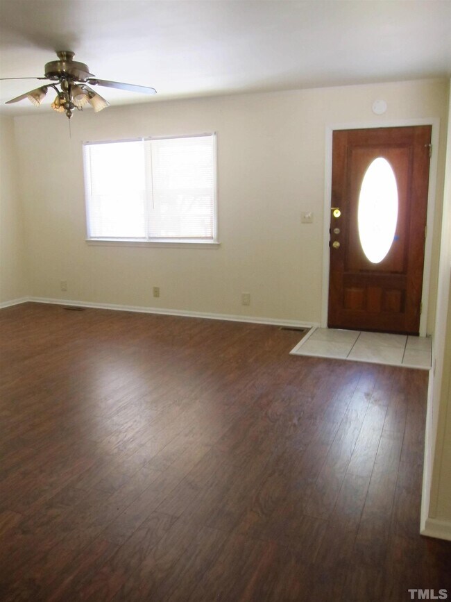 Building Photo - 25 North St