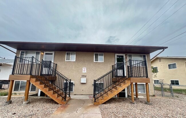 Building Photo - 3924 Devonshire Ln