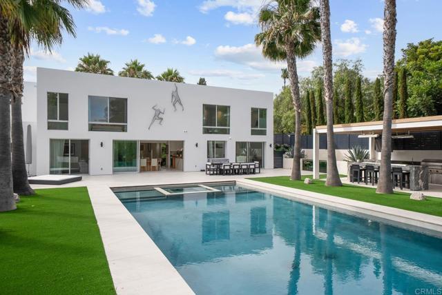 Foto del edificio - 7713 Esterel Dr