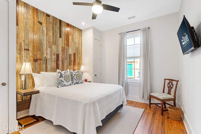 Foto del edificio - 2 br, 2 bath House - 62 Queen Street  F