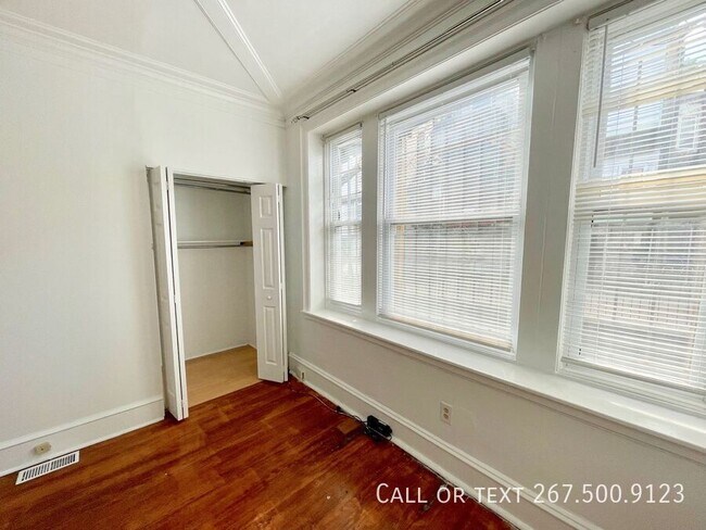 Foto del edificio - 4640 Sansom St