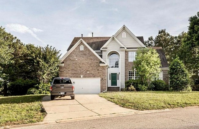 Building Photo - 209 George Wythe Ln