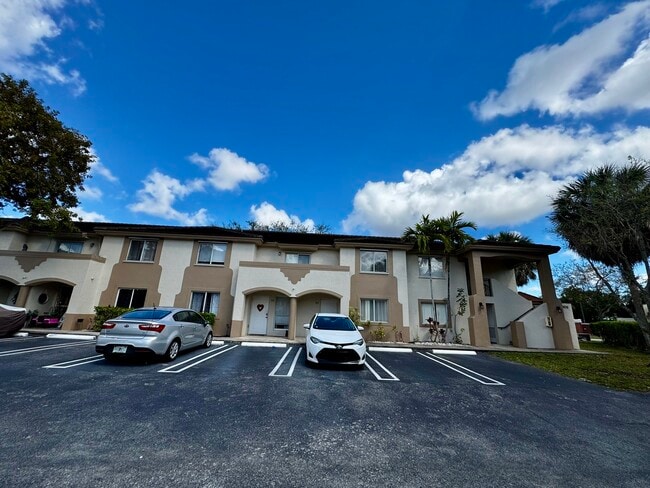 Building Photo - 6676 SW 115th Ct