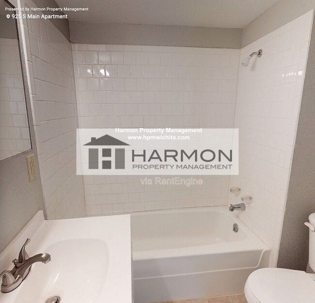 Foto del edificio - 925 S Main St