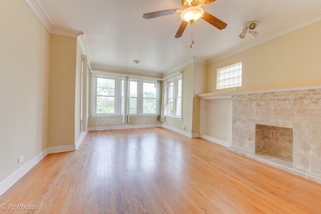 Foto del edificio - 1148 N Mayfield Ave