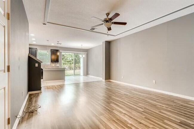 Foto del edificio - 1322 E 10Th Street, Apopka, FL, 32703