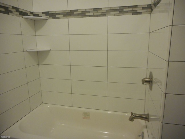 Building Photo - 2 br, 1 bath  - 5113 Bergenline Ave