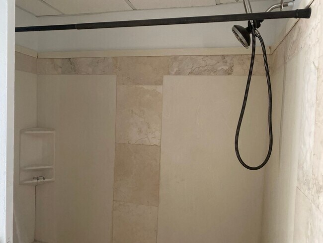 Foto del edificio - 1119 W Sylvania