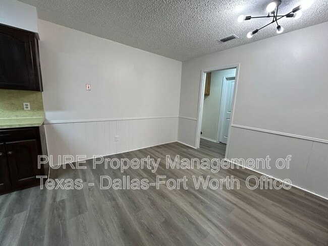 Building Photo - 6322 S Onyx Dr