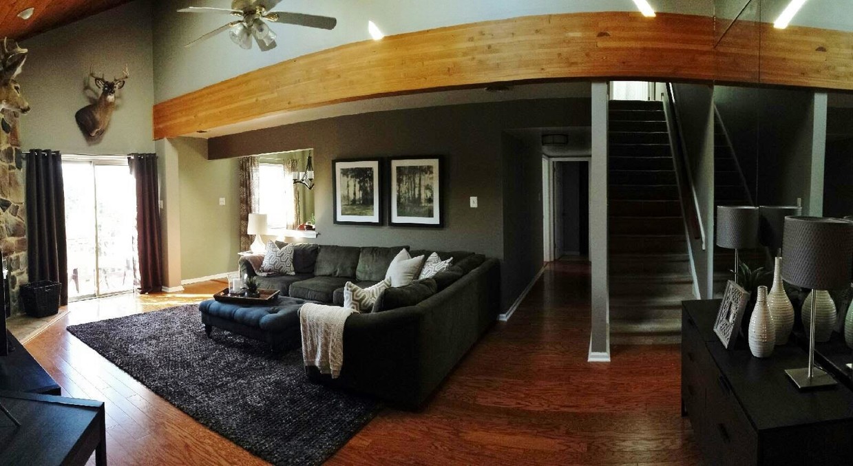Primary Photo - 415 Wexford Way