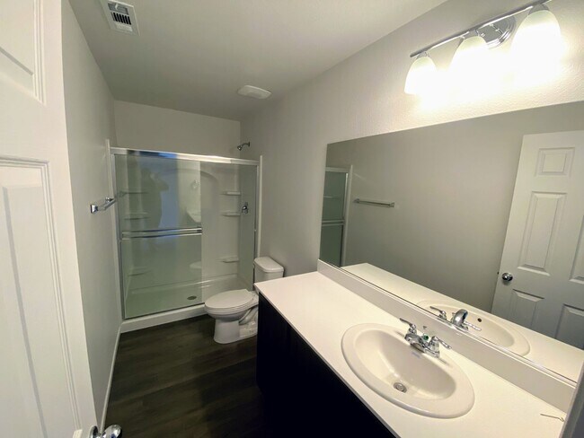 Foto del edificio - New House