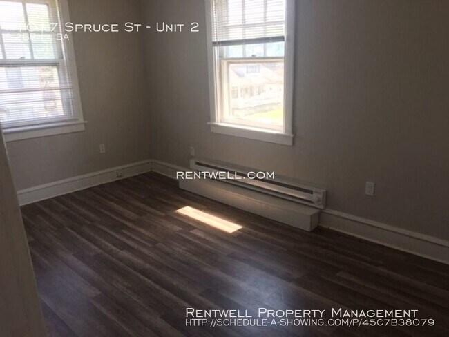 Building Photo - 1017 Spruce St