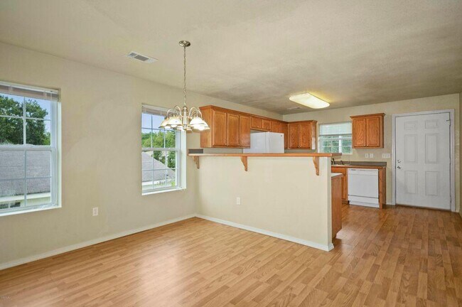 Foto del edificio - 9607 Smith Ave