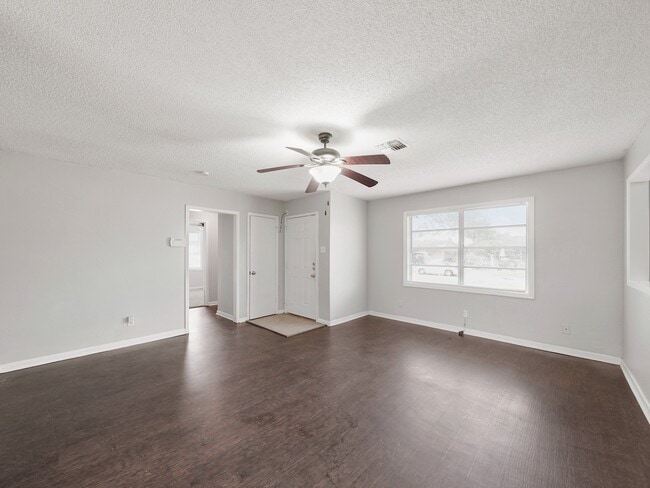 Foto del edificio - 3006 14th Ave N