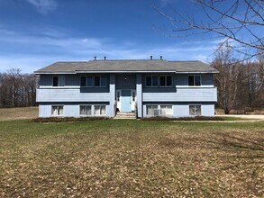 Building Photo - 3359 Mahoney Dr
