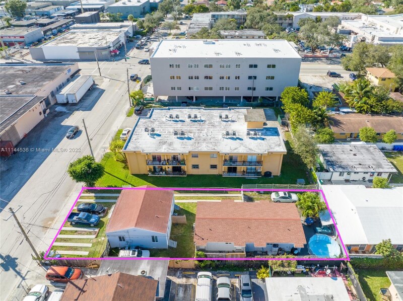 Foto principal - 2165 NW 23rd St