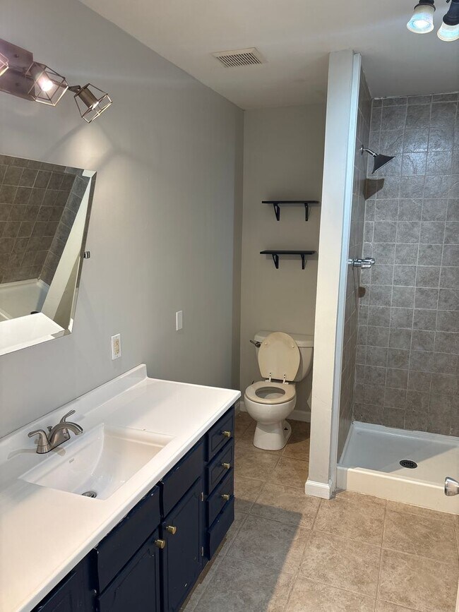 Foto del edificio - BILOXI - 3 BED/2 BATH HOME LOCATED IN THE HEART OF THE CITY - CLOSE TO BEACH