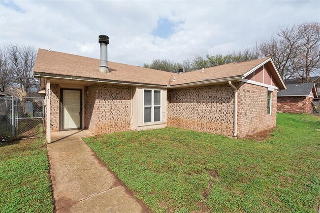 Foto del edificio - 6203 SE 47th St