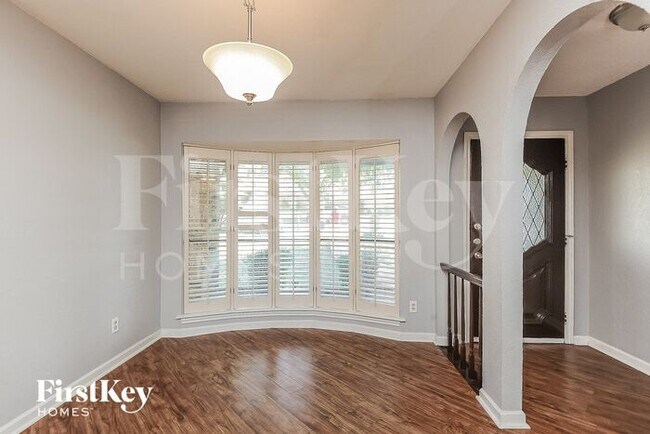 Foto del edificio - 3944 Misty Meadow Dr