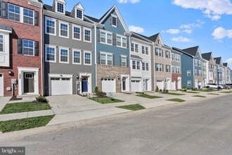 Building Photo - 2275 Marcy Dr