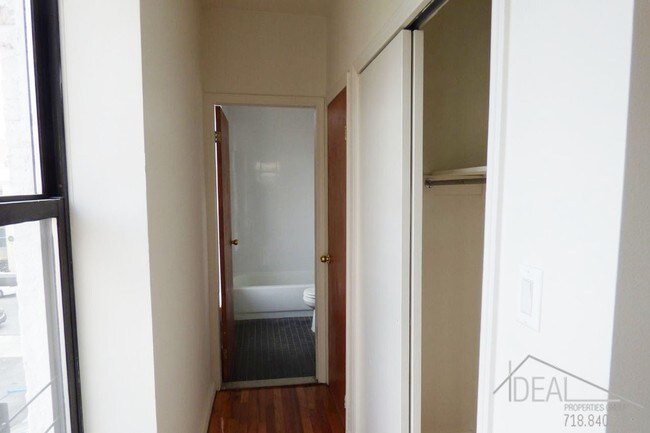 Foto del edificio - 239 56th St
