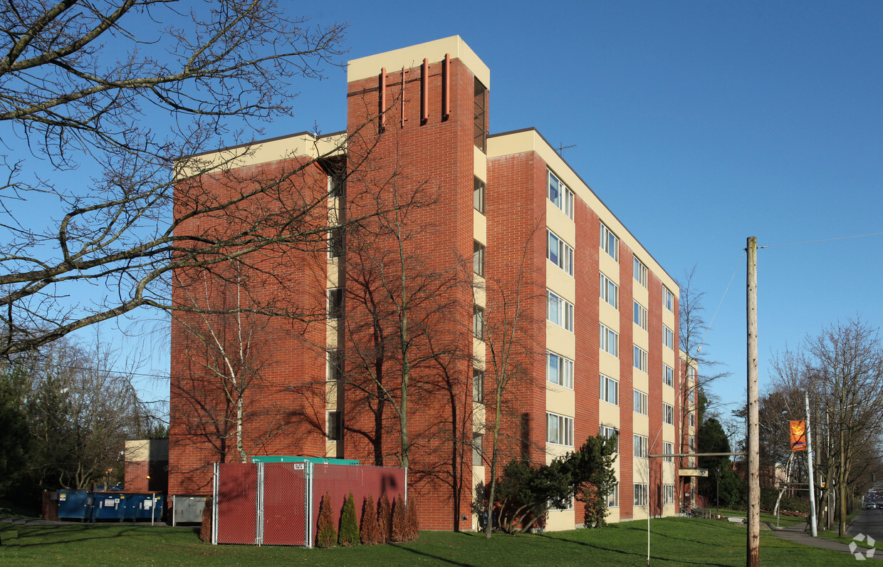 Building Photo - Barton Place