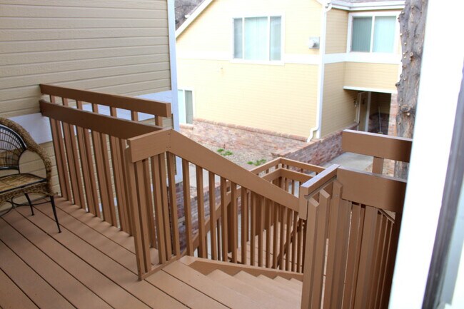 Building Photo - 1020 Rolland Moore Dr