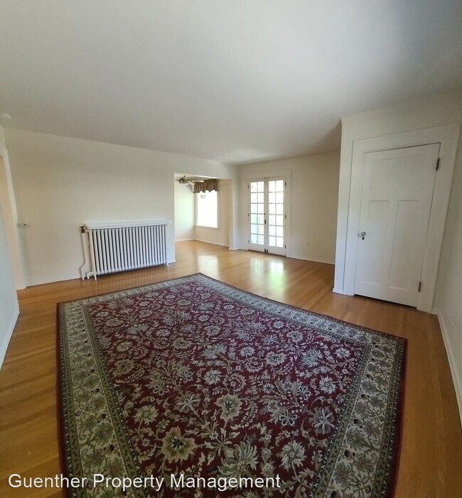 Building Photo - 607 S Monroe St