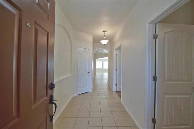Building Photo - 16724 Ruggio Rd