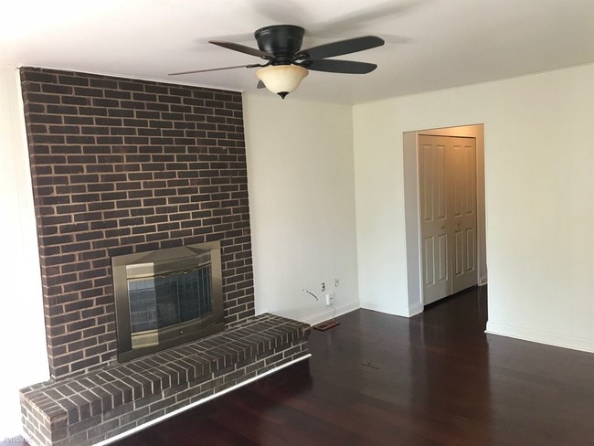 Building Photo - 3 br, 2.5 bath House - 3625 Loon Lake Rd