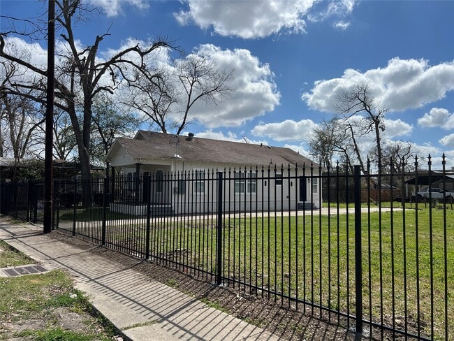 Foto del edificio - 1148 Panama St